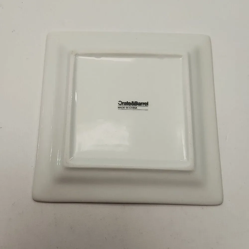 Crate & Barrel Square Plates White 6